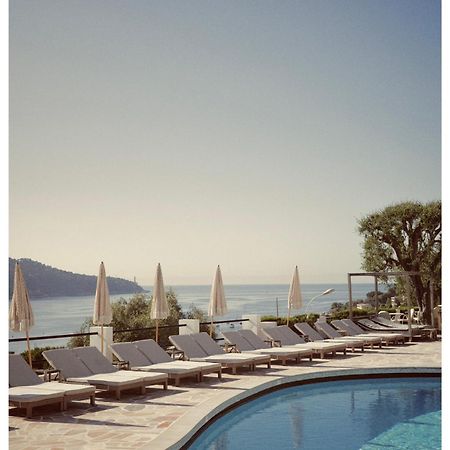 Hotel Le Versailles Villefranche-sur-Mer Esterno foto